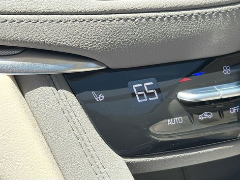 Certified 2024 Cadillac XT5 Premium Luxury w/ Technology Package FWD image 26