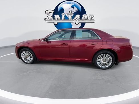 Used 2014 Chrysler 300 AWD w/ Driver Convenience Group image 6
