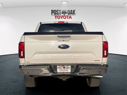 Used 2018 Ford F150 Lariat w/ Equipment Group 502A Luxury image 6