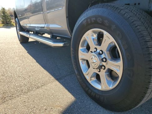 Used 2024 RAM 2500 Big Horn w/ Bed Utility Group image 32