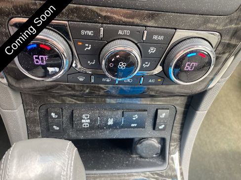 Used 2013 Buick Enclave Leather AWD/4WD image 29