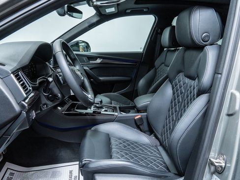 Used 2025 Audi SQ5 Premium Plus w/ Premium Plus Package image 5