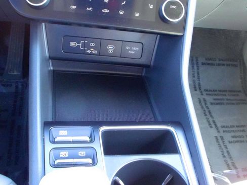 Used 2025 Hyundai Sonata SEL FWD image 23