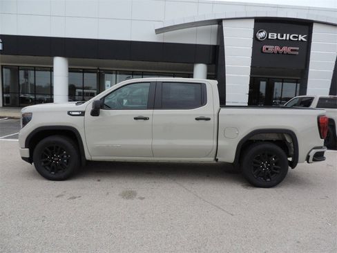 New 2026 GMC Sierra 1500 Pro image 8