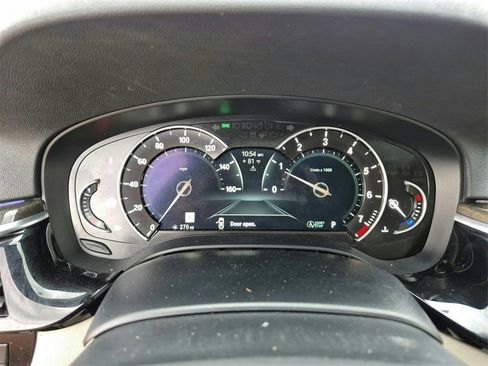 Used 2019 BMW 530i 530i w/ Convenience Package image 25