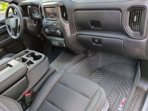Used 2025 Chevrolet Silverado 1500 Custom Trail Boss AWD/4WD image 28