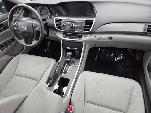 Used 2014 Honda Accord LX image 25