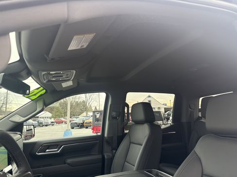 New 2026 GMC Sierra 1500 SLT w/ SLT Premium Package image 30