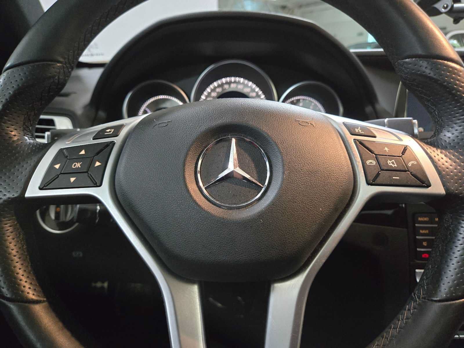 Used 2016 Mercedes-Benz E 400 Coupe image 22
