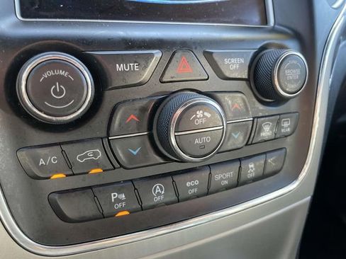 Used 2018 Jeep Grand Cherokee Limited AWD/4WD image 34
