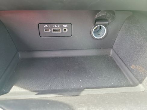 Used 2025 Nissan Altima 2.5 SV FWD image 30