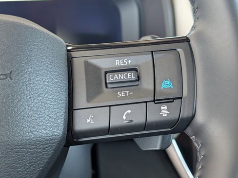 Used 2025 Nissan Rogue SL w/ SL Premium Package AWD/4WD image 20