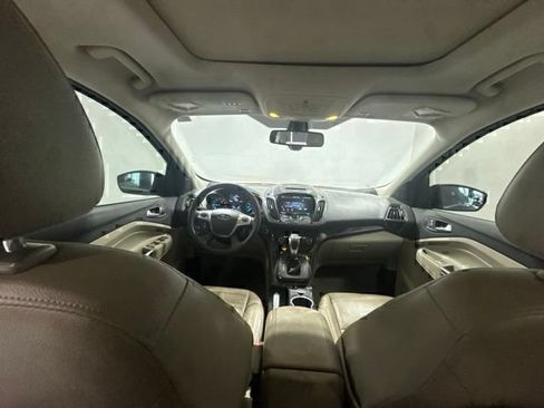 Used 2015 Ford Escape Titanium FWD image 18