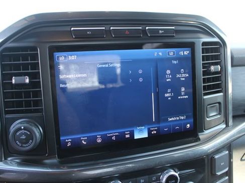Used 2023 Ford F150 XLT w/ Equipment Group 302A High RWD image 34