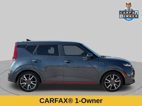 Used 2020 Kia Soul GT-Line Turbo FWD image 2