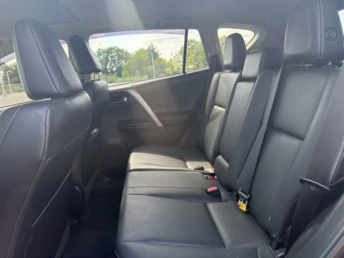 Used 2018 Toyota RAV4 Limited AWD/4WD image 14