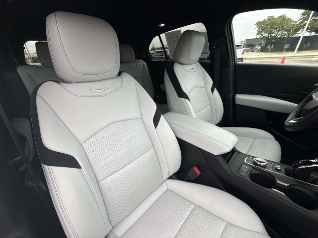 Certified 2024 Cadillac XT4 Sport AWD/4WD image 23