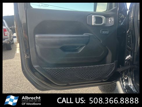 Used 2021 Jeep Gladiator Mojave image 12