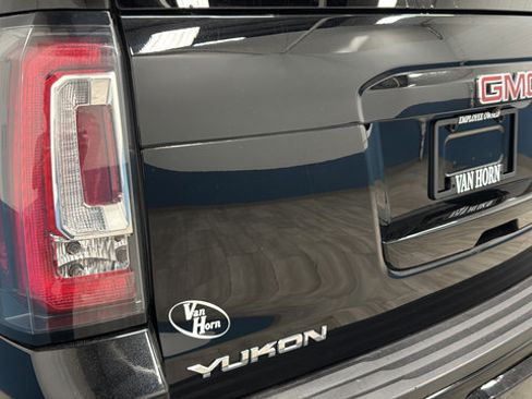 Used 2020 GMC Yukon SLT AWD/4WD image 42