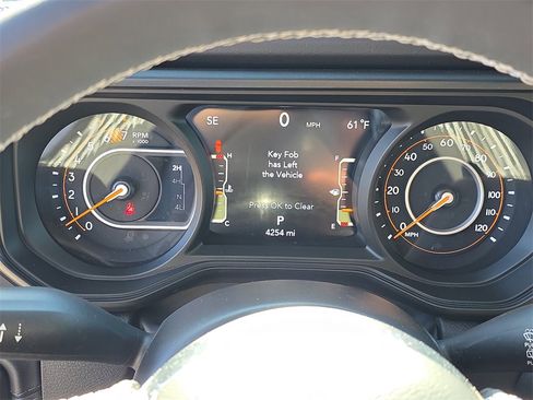 Used 2025 Jeep Wrangler Sahara w/ Safety Group image 28