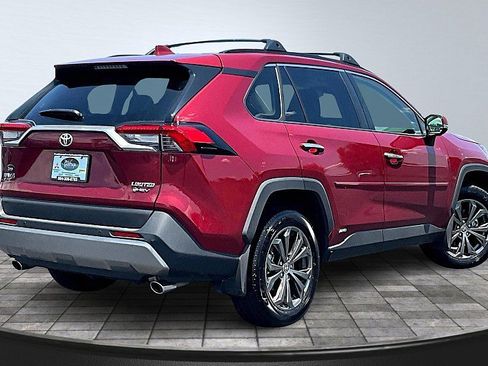 Used 2025 Toyota RAV4 Limited w/ Advanced Technology Package image 3