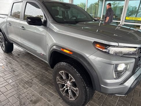 Certified 2023 GMC Canyon AT4 w/ AT4 Premium Package AWD/4WD image 3