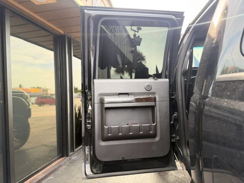 Used 2015 Ford F250 Platinum AWD/4WD image 17