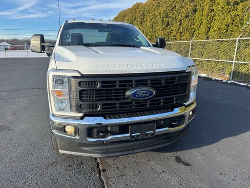 Used 2024 Ford F350 XL w/ 360-Degree Camera Package image 8