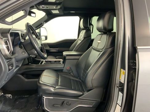 Used 2024 Ford F350 Platinum w/ FX4 Off-Road Package image 18