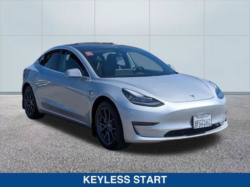 Used 2018 Tesla Model 3 Long Range RWD image 7