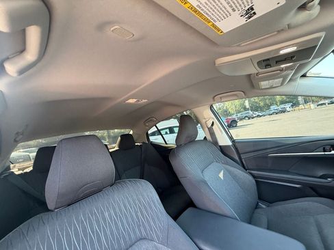 Used 2025 Toyota Camry LE FWD image 27