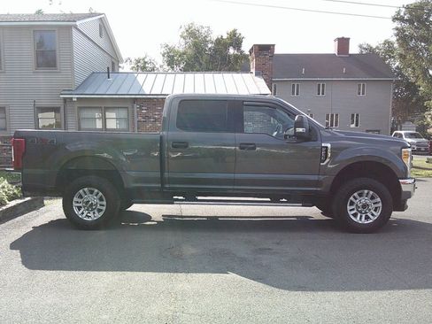 Used 2017 Ford F250 XLT w/ XLT Value Package AWD/4WD image 7