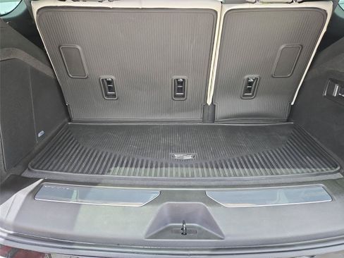 Certified 2026 Cadillac Escalade Platinum Sport w/ LPO, Floor Liner Package AWD/4WD image 31