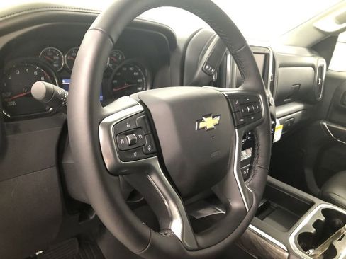 Used 2020 Chevrolet Silverado 1500 LTZ image 14
