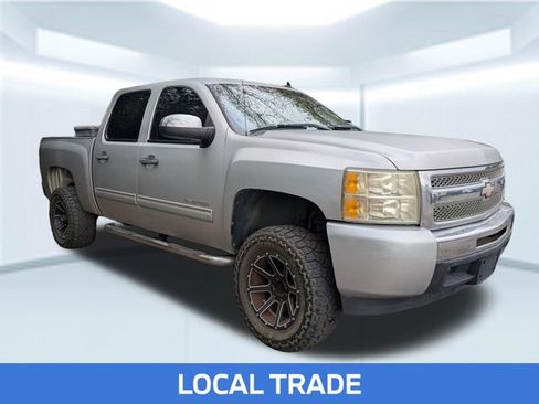Used 2010 Chevrolet Silverado 1500 LS image 2