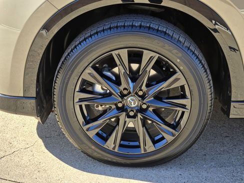 Certified 2025 MAZDA CX-5 Carbon Edition image 9