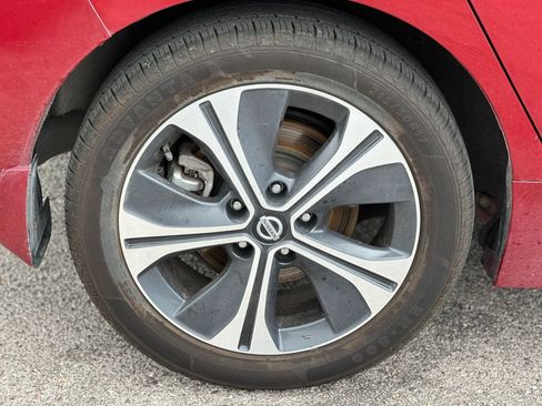 Used 2018 Nissan Leaf SV w/ SV Technology Package FWD image 20