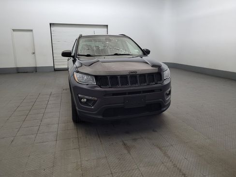 Used 2018 Jeep Compass Latitude AWD/4WD image 14
