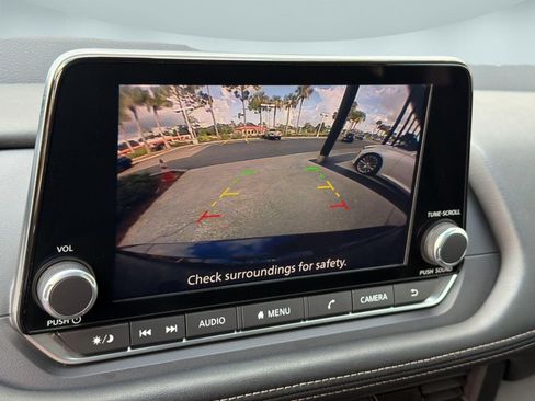 Used 2026 Nissan Rogue SV FWD image 17