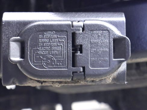 Used 2016 Ford F350 Platinum w/ Platinum Package image 41