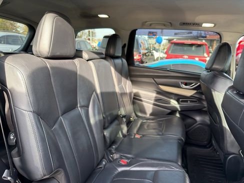 Used 2020 Subaru Ascent Limited image 17
