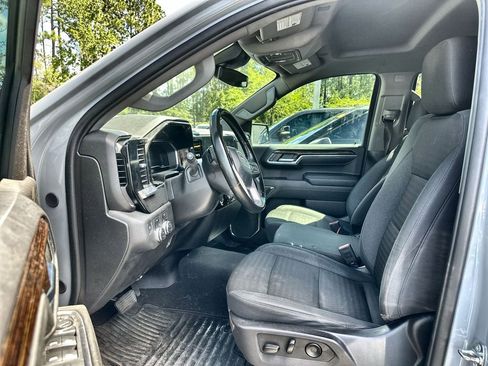 Used 2024 GMC Sierra 1500 Elevation image 2