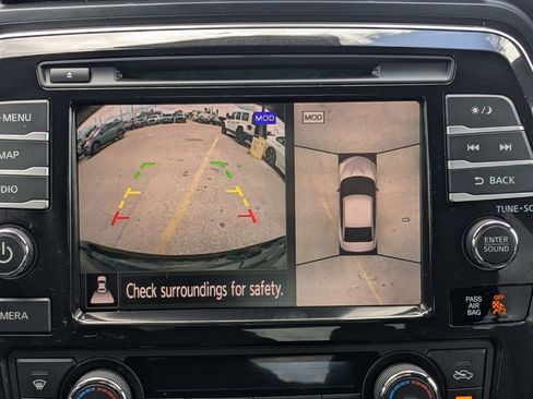 Used 2023 Nissan Maxima SR w/ Sport Mat Group image 29