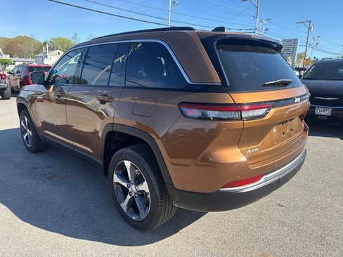 New 2026 Jeep Grand Cherokee Limited AWD/4WD image 3
