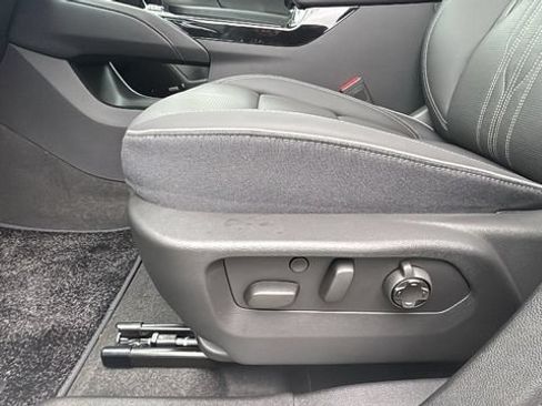 New 2026 Buick Envision Avenir AWD/4WD image 22