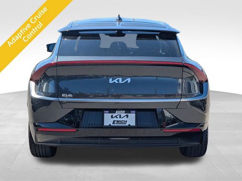 Used 2022 Kia EV6 Wind image 4
