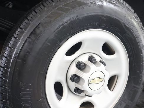 Used 2024 Chevrolet Express 2500 w/ Driver Convenience Package image 26