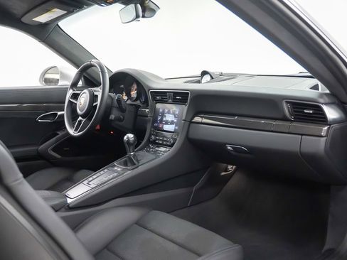 Certified 2018 Porsche 911 GT3 image 13