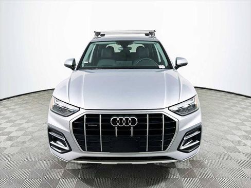 Certified 2023 Audi Q5 Premium w/ Convenience Package AWD/4WD image 2