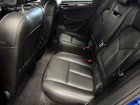 Used 2017 Porsche Macan AWD/4WD image 13